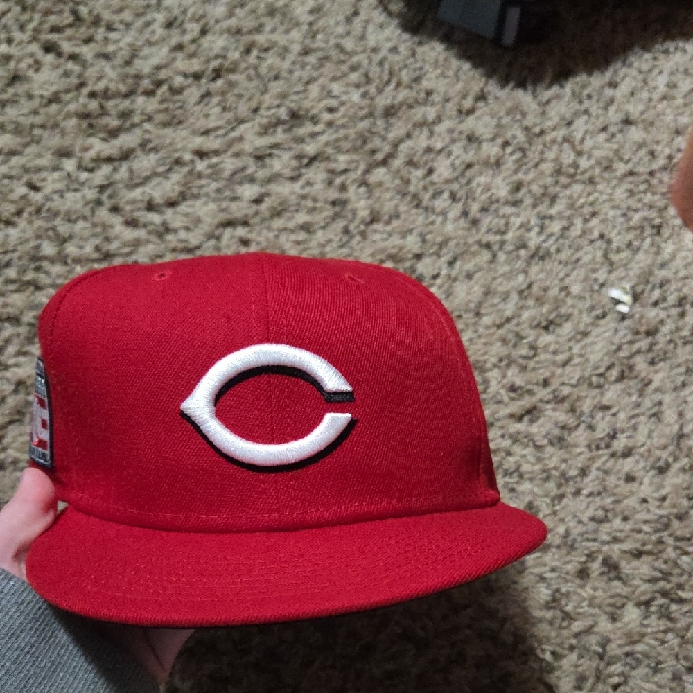 Cincinatti Red's Baseball Cap